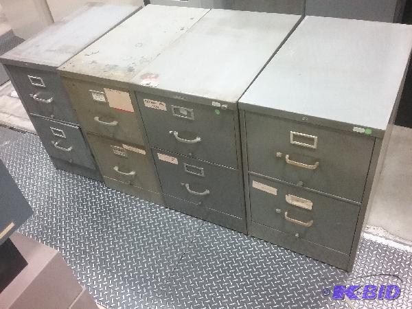 lot 102 image: (4) 2-drawer file cabinets. (2) 15&quot x 28...
