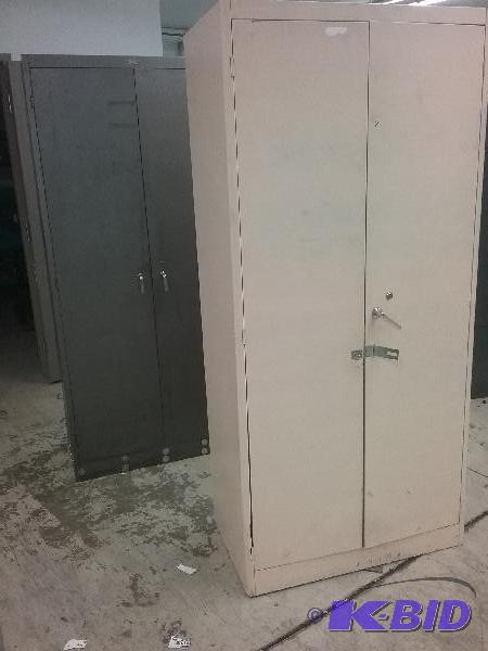 lot 112 image: (2) 2-door steel cabinets. 20&quotD x 40&quo...