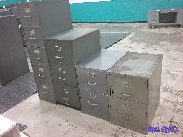 lot 123 image: (4) file cabinets. (1) 3-drawer 18&quot x 28...