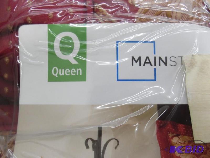 Queen size bedding set