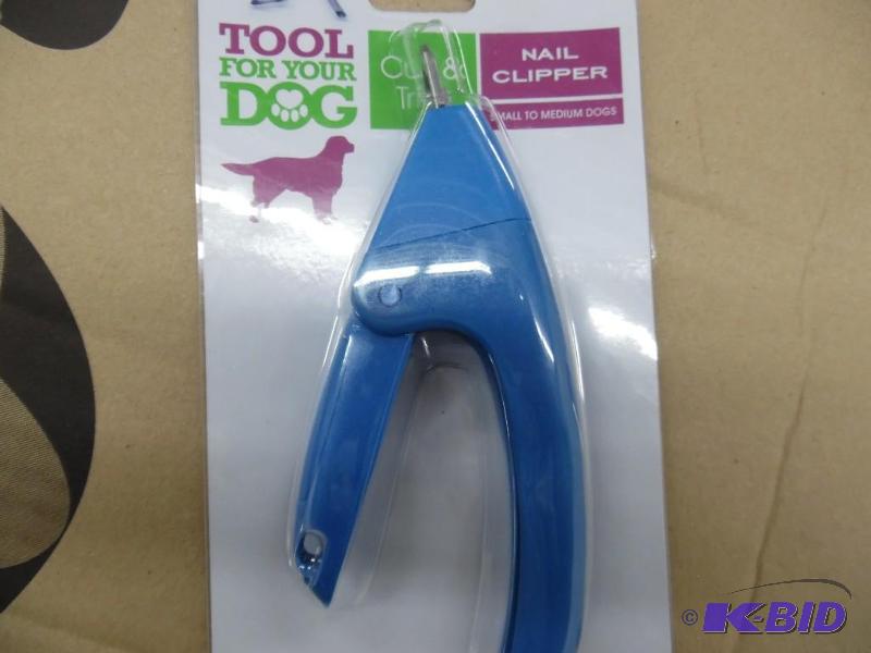Dog nail clipper