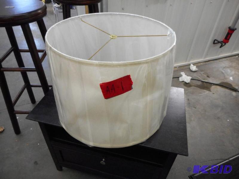 Lamp shade