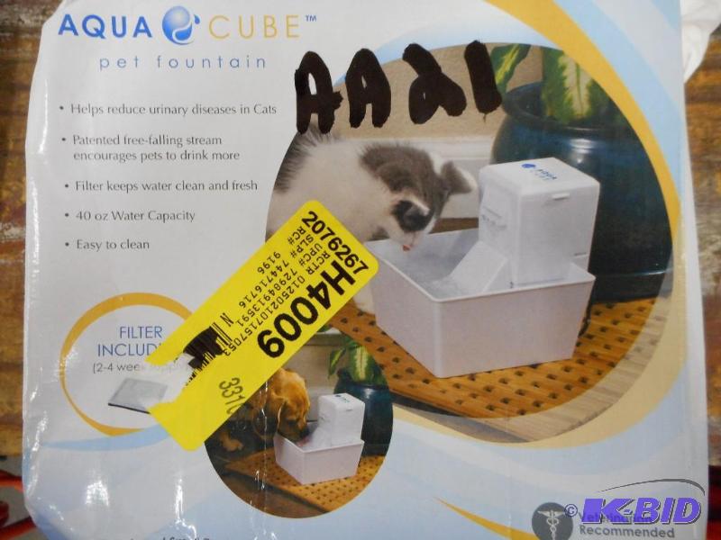 Pet fountain