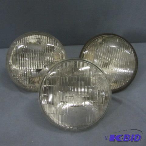 lot 113 image: GE Head Lamps
