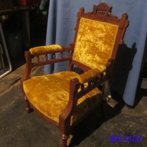 lot 2 image: Victorian Parlor Chair