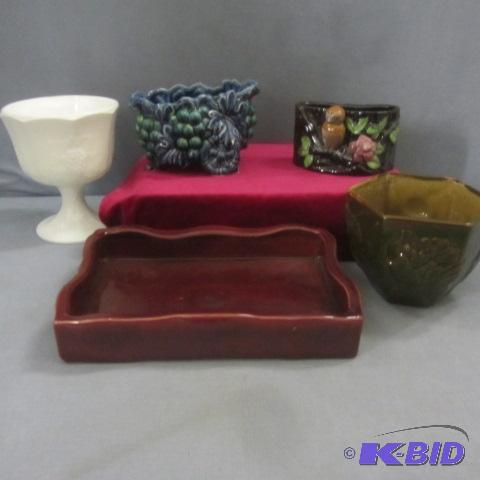 lot 21 image: Planters, Vases