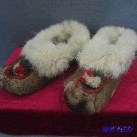 lot 51 image: Rabbit Fur Slippers