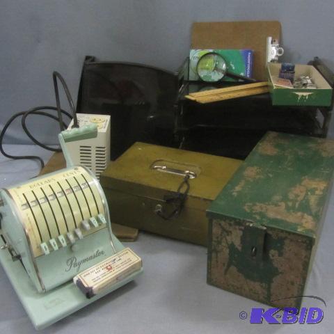 lot 95 image: Paymaster, Desk Items