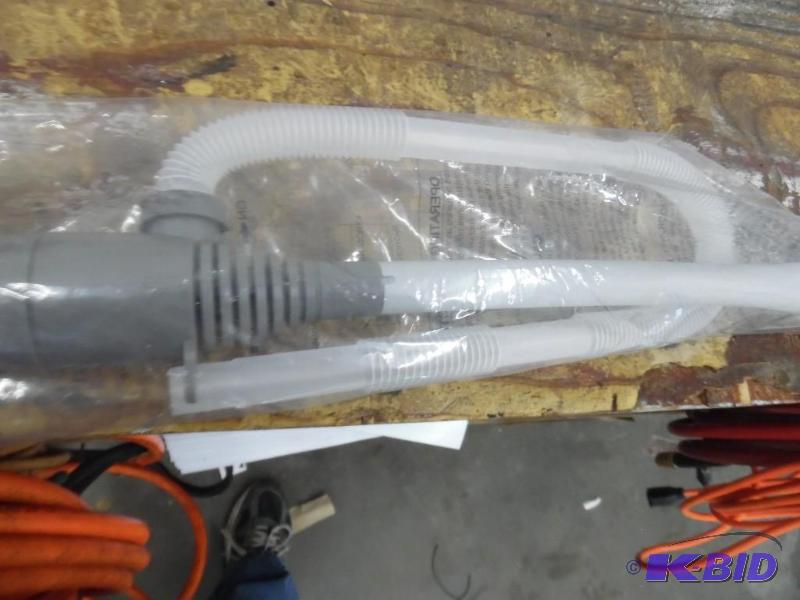 Kerosene siphon