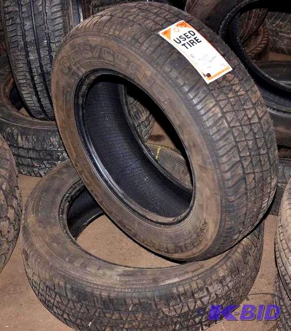 lot 11 image: 2 Kelly Explorer Plus 1956515 Tires 732 Bi...