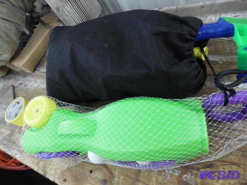 Toy grab bag