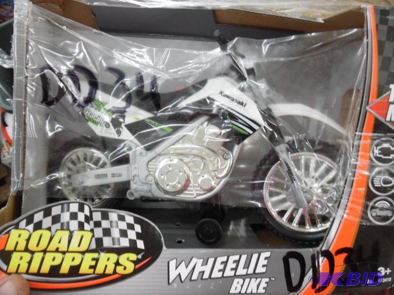 Wheelie bike toy