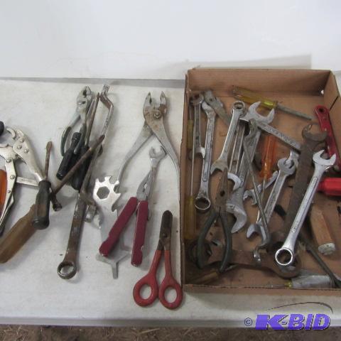 lot 10 image: Combo Wrenches, Vise Grips