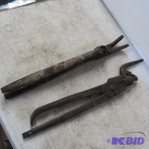 lot 145 image: Specialty Tools