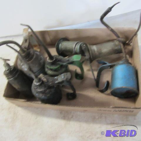 lot 149 image: Oil Cans