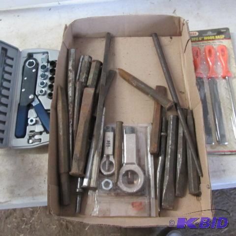 lot 166 image: Chisels, New Wood Rasps