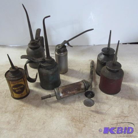 lot 186 image: Oil Cans