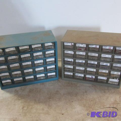 lot 199 image: Two Organizers & Hardware