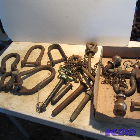 lot 207 image: Clevis, Hitch Pins