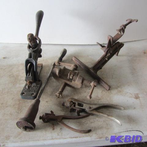 lot 226 image: Box Stapler, Clamps, Keen Kutter