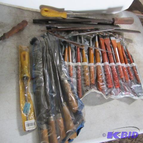 lot 227 image: Chisels, Files