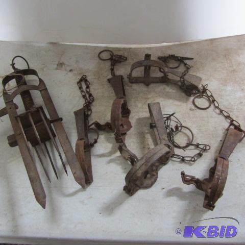 lot 231 image: Mole & Pan Traps