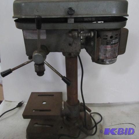lot 37 image: Sterling Bench Drill Press