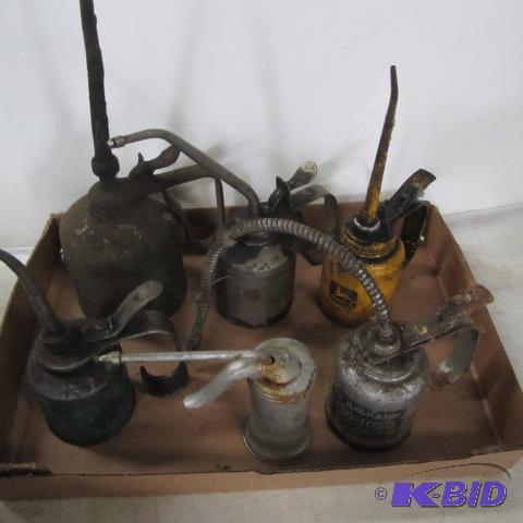 lot 45 image: Oil Cans