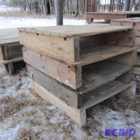 lot 58 image: Heavy Duty Pallets