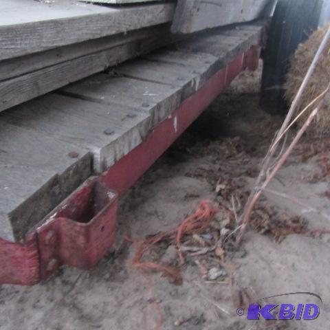 lot 65 image: Farm Trailer