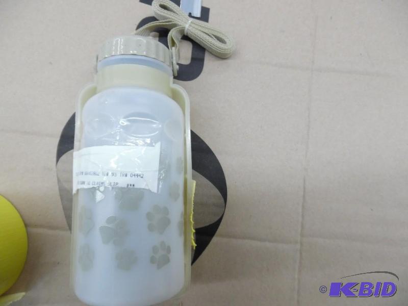 Dog water bottle