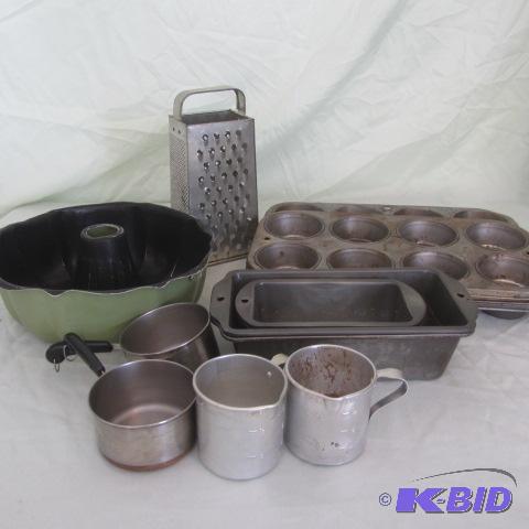 Baking Pans & Gadgets