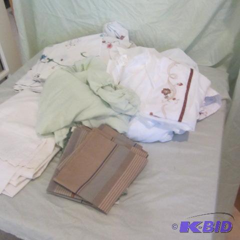 Queen Size Bed Linens