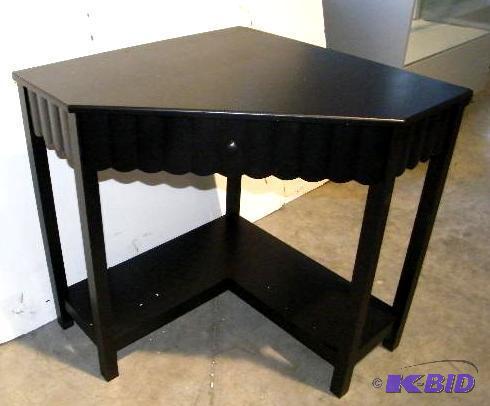 Scalloped Corner Desk - Black - Add functiona...