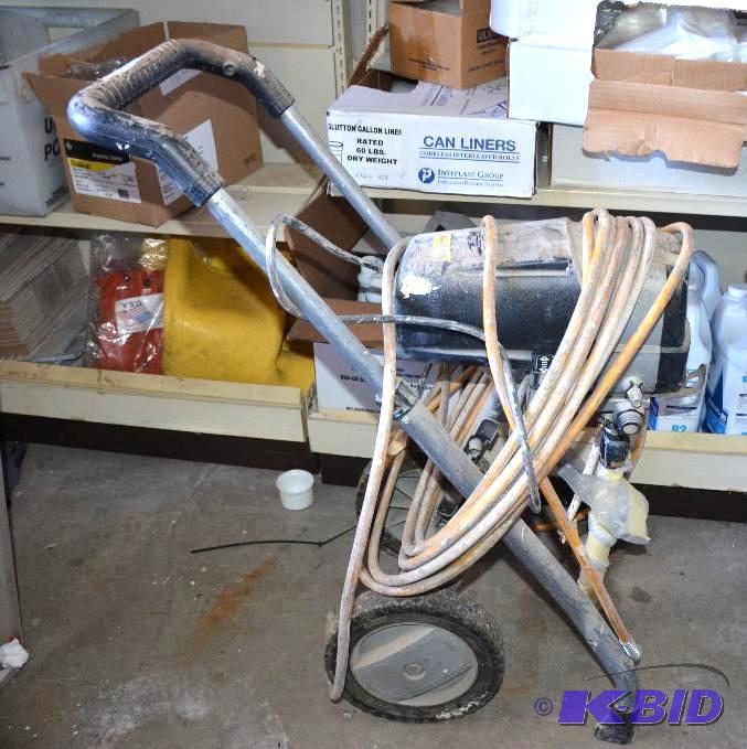 lot 5 image: Wagner Procoat airless paint sprayer model 9...