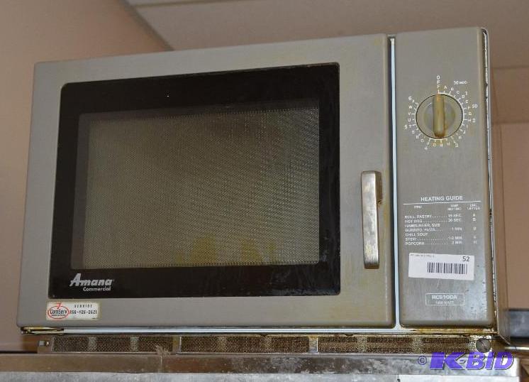 lot 52 image: Amana commercial microwave model RCS10DA 1000...