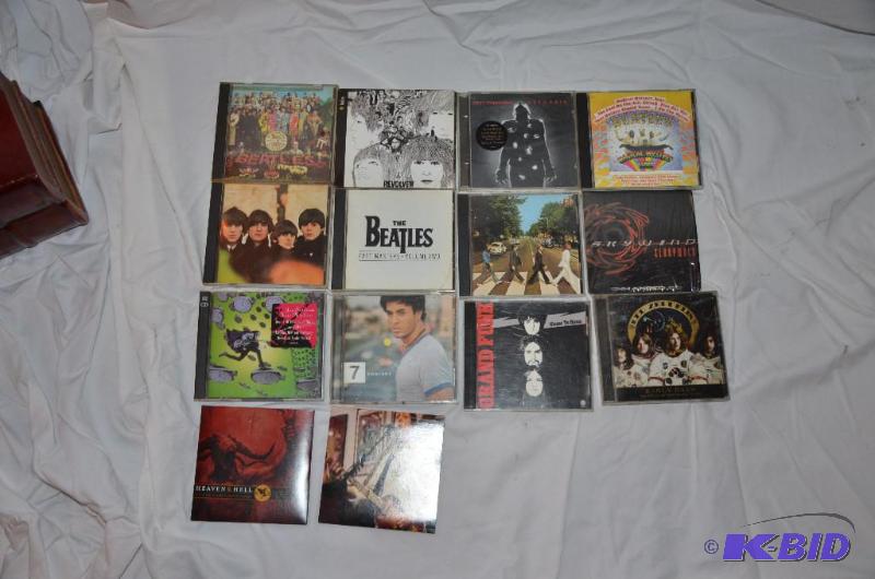 lot 122 image: 6 Beatles albums & 7 other artists , Ozzy...