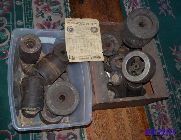lot 205 image: Antique vintage Rockwood Pulleys original sal...
