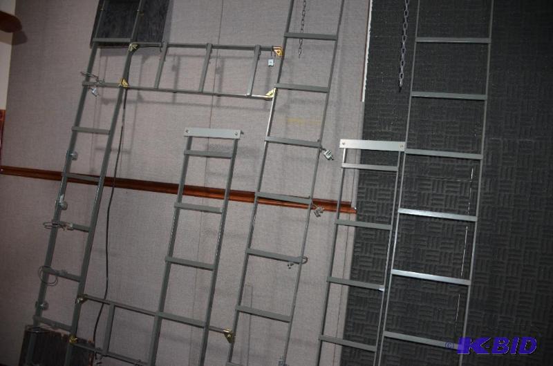 lot 210 image: Metal rack was used as a cymbals cage. 2 legs...