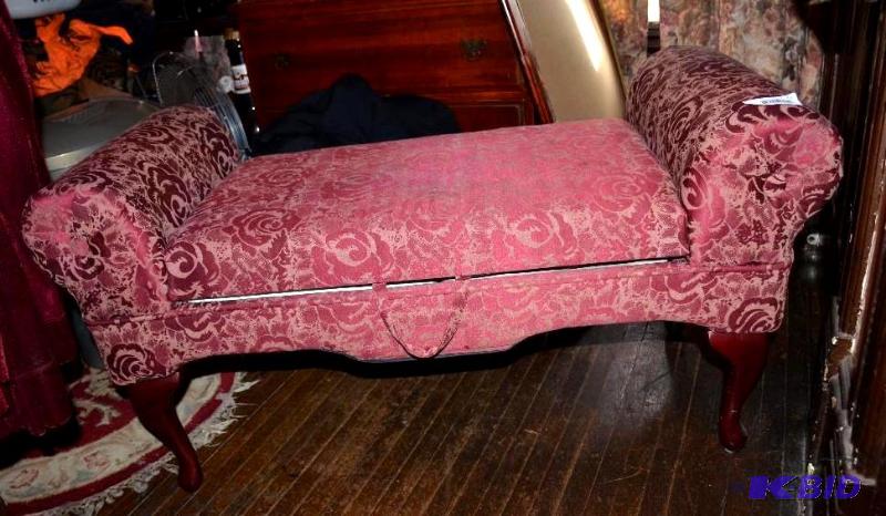 lot 25 image: vintage Bench seat with storage under the sea...