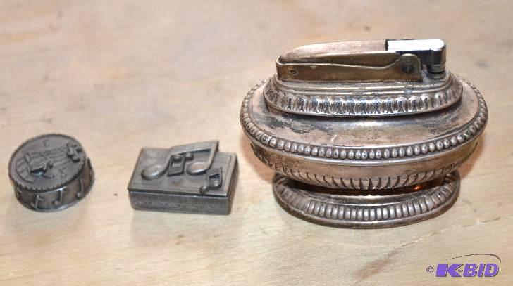 lot 294 image: vintage necklaces, earrings, pins & vinta...