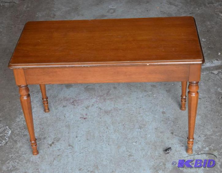 lot 311 image: Wood piano bench 16x34"...