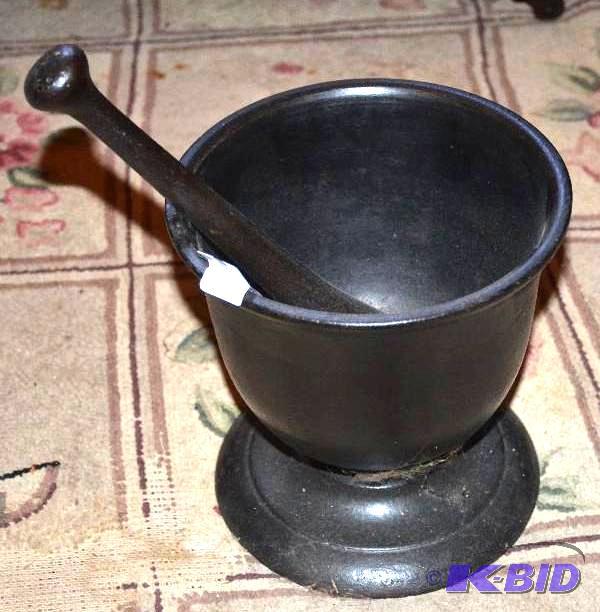 lot 36 image: Large metal mortar & pistol 9" tall....