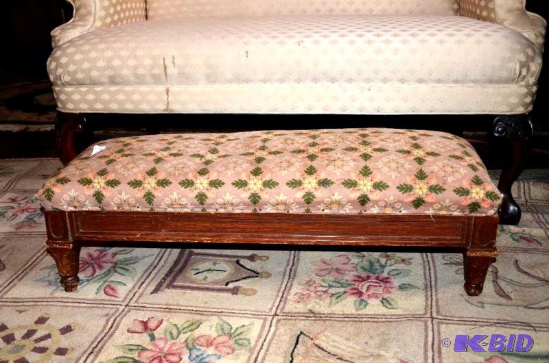 lot 40 image: Vintage Wood bench  foot stool 36x12x10"...
