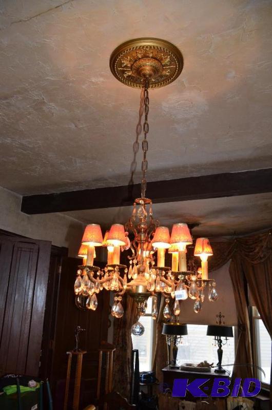 lot 6 image: Beautiful antique chandelier with cut glass, ...