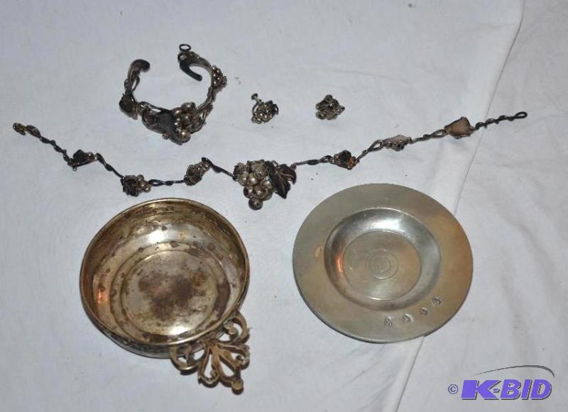 lot 77 image: Gorham Sterling Silver #1148 bowl,1920s-1930...