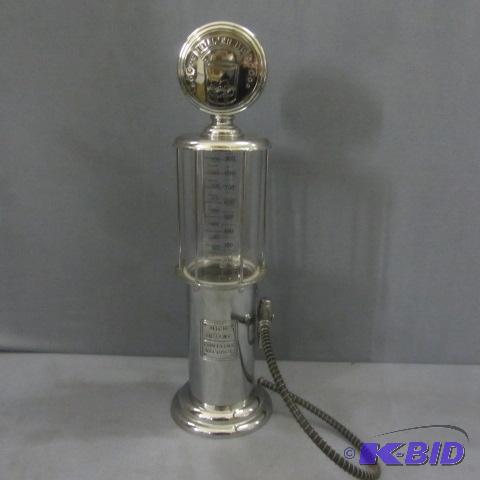 lot 141 image: Gas Pump Liquor Dispenser