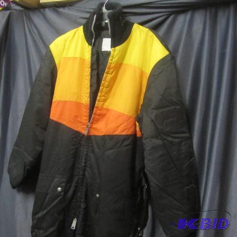lot 208 image: Mens Arctic Cat Snowmobile Suit