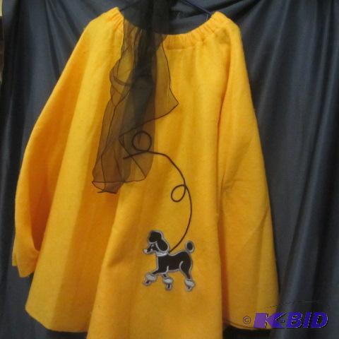 lot 210 image: Poodle Skirt, Scarf