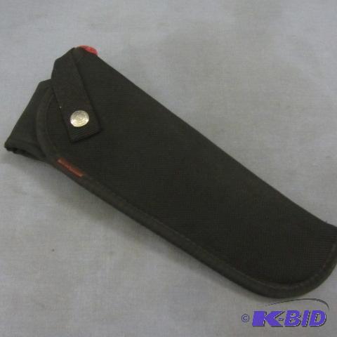 lot 71 image: Bianchi Revolver Holster